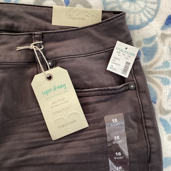 MAURICES PLUS SIZE 16 16S SHORT BLACK JEANS SKINNY MID RISE PANTS - Picture 4 of 9